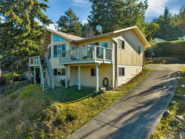3122 Dolphin Dr, Nanaimo, BC V9P 9J2