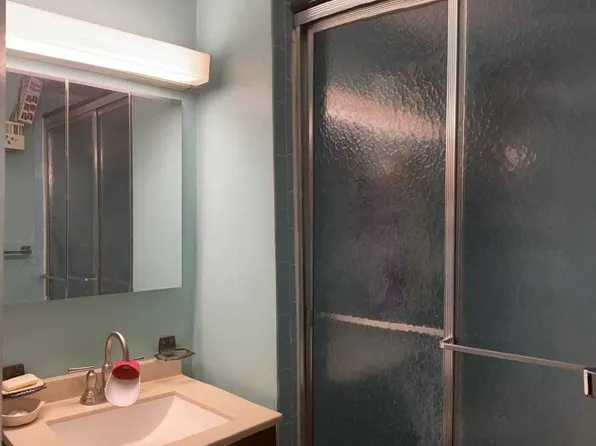 61-20 Grand Central Parkway image 17 of 18