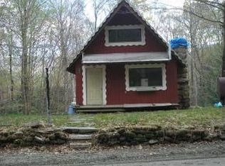 261 Desjardins Rd, Cambridge, VT 05464