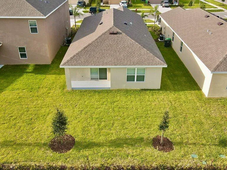 12341 SW Nettuno Way — Photo 1