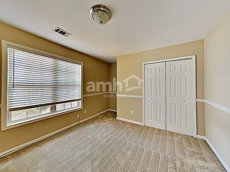 1852 Clear Springs Ln — Photo 21