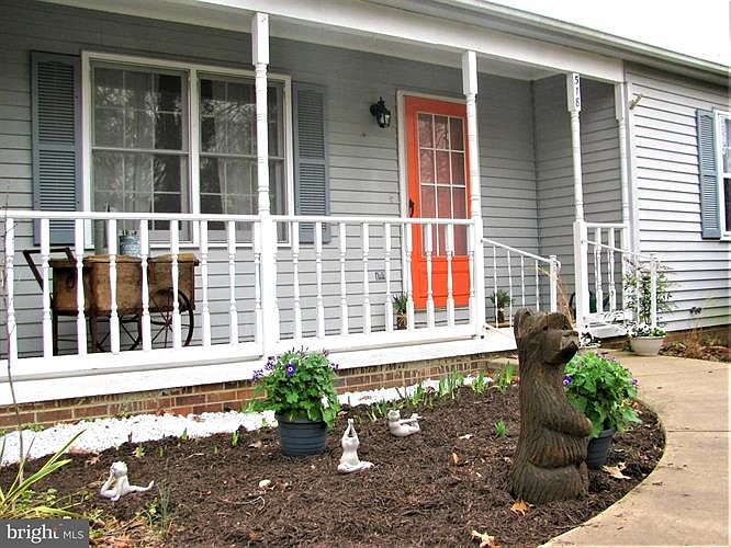 1st image of 518 Butternut Dr
