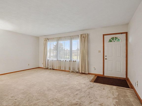 2nd image of 2434 Roys Ave