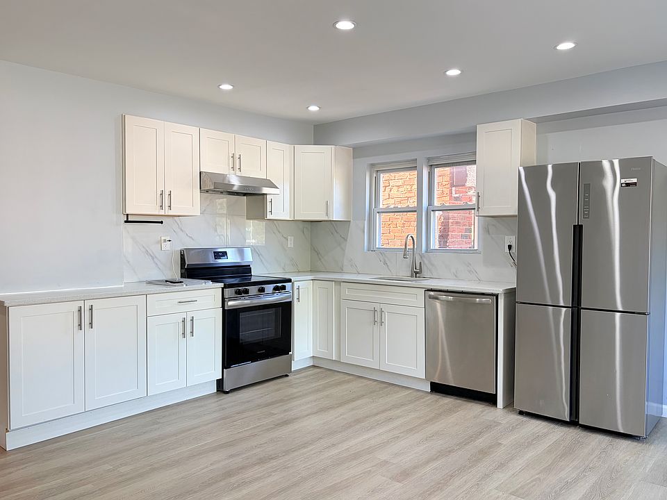 1st image of 2730 Francis Lewis Blvd Floor 1