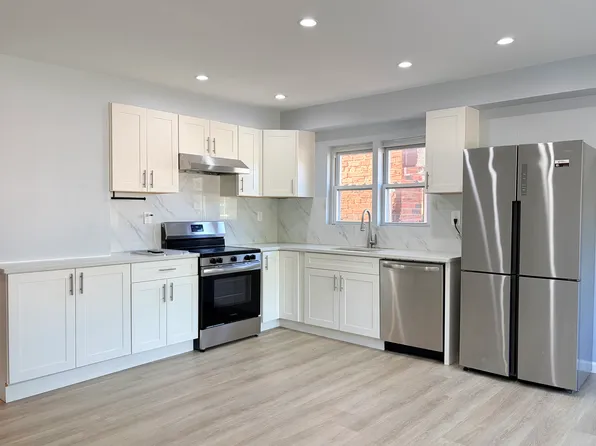 2730 Francis Lewis Blvd Floor 1, Flushing, NY 11358