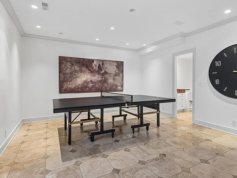 14341 Hamilton St — Photo 37