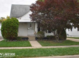 21825 David Ave, Eastpointe, MI 48021