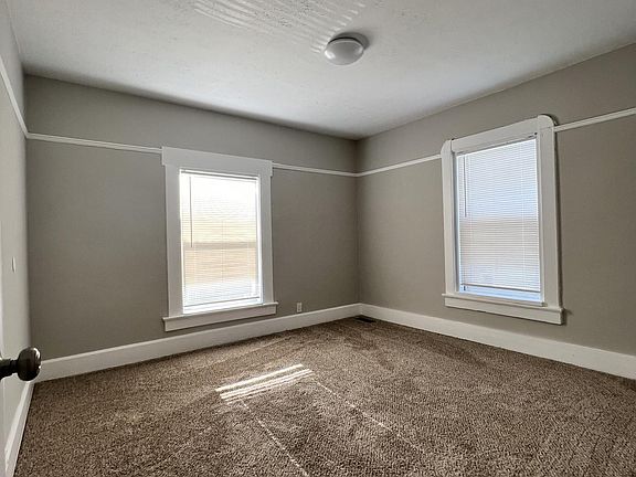 5th image of 1025 Saint Peter St #1025