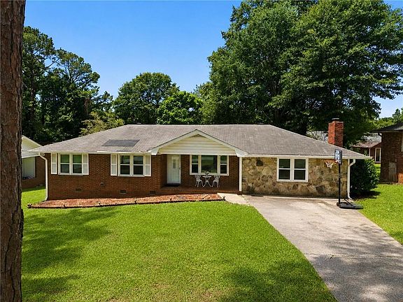 2nd image of 8365 Dewayne Ln