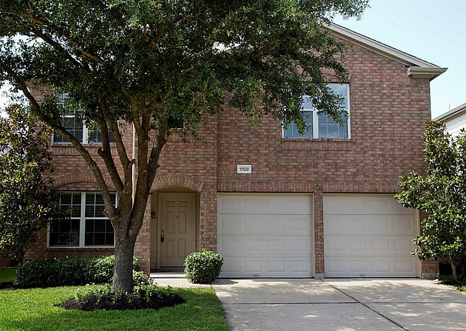 1st image of 17522 Hoover Gardens Dr