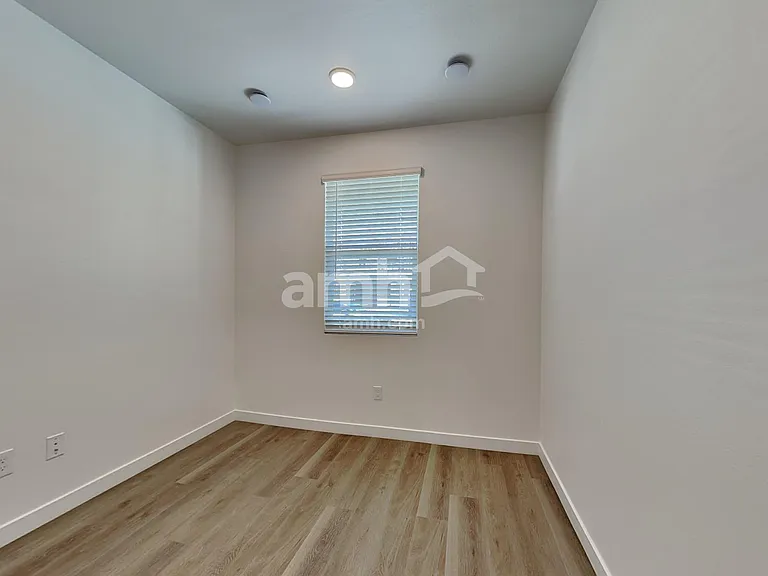 9737 W Luxton Ln — Photo 20