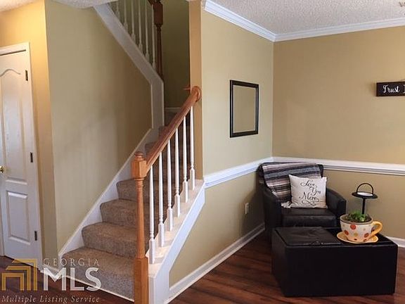 4th image of 7025 Van Buren Ct