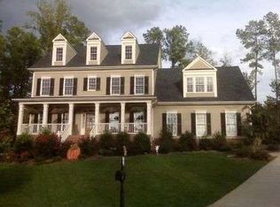 109 Garringer Ct, Holly Springs, NC 27540