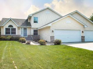 8475 Jergen Ave S, Cottage Grove, MN 55016