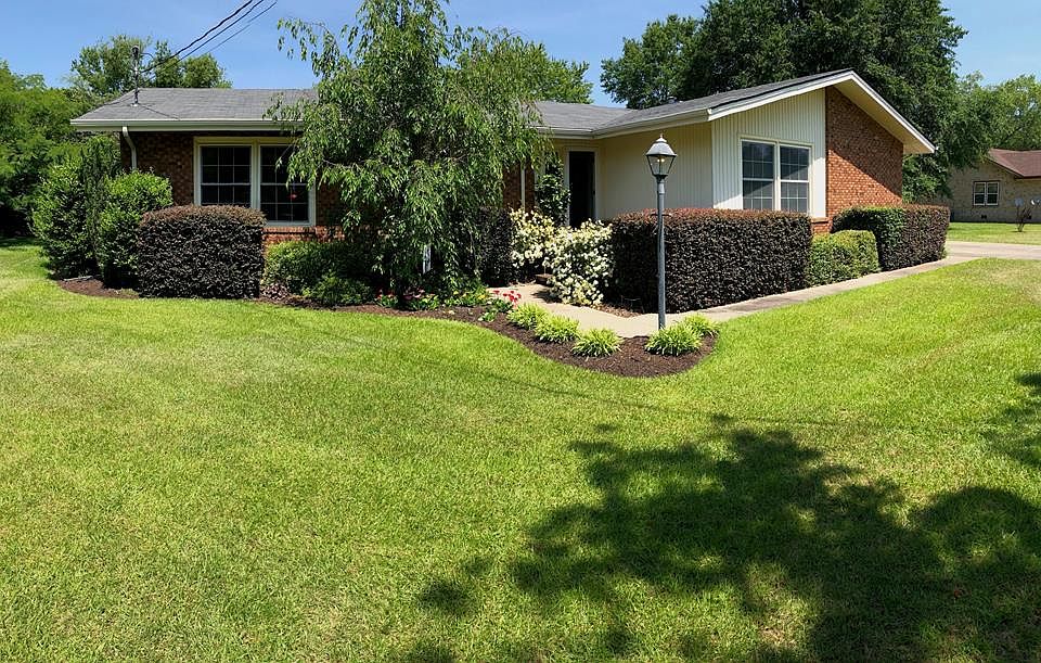 1st image of 505 Handley Acres Dr