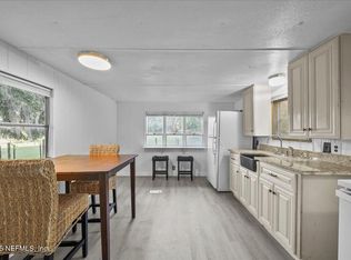 116 Greer Ln, Hawthorne, FL 32640