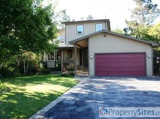 644 California Way, Redwood City, CA 94062