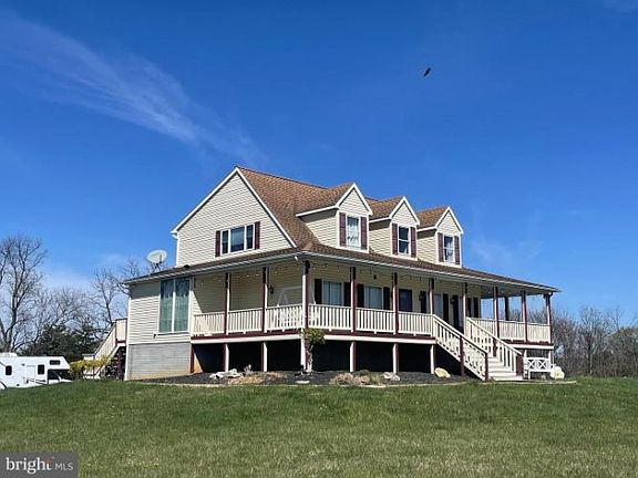 3rd image of 250 Liberty Ln