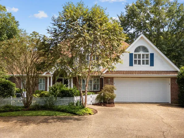 412 Hillcrest Drive, Morehead City, NC 28557