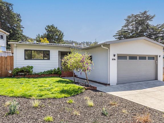 2nd image of 1096 Valencia Way