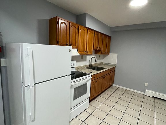 3rd image of 83-75 116th St #1