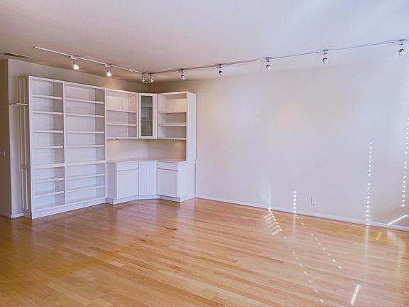 4th image of 2373 Azevedo Pkwy