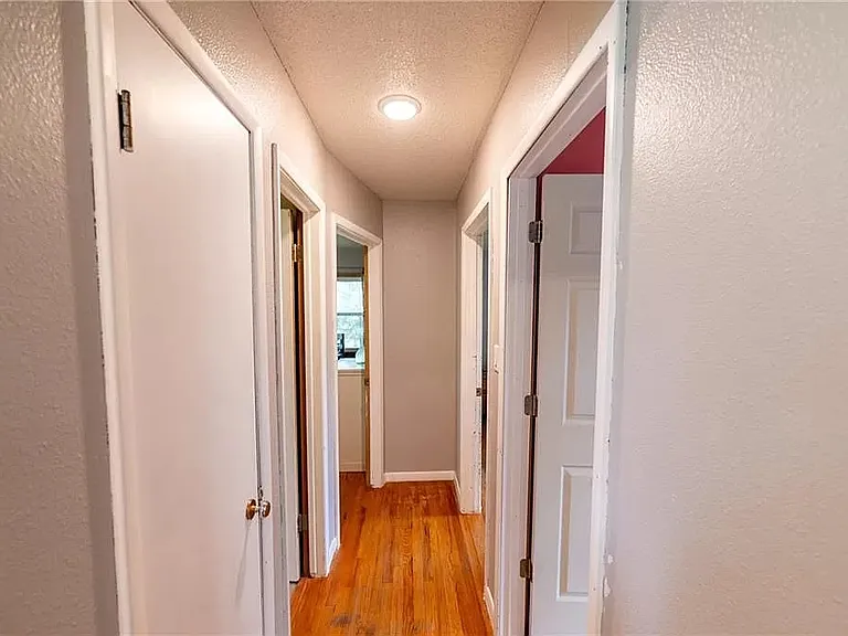 2761 Skeies Dr — Photo 6