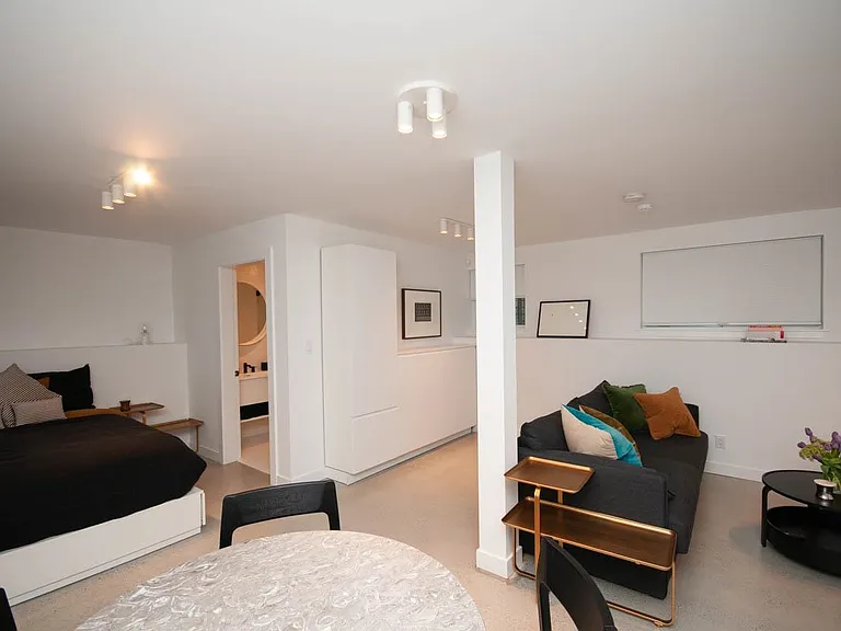 563 Union St #2 — Photo 9