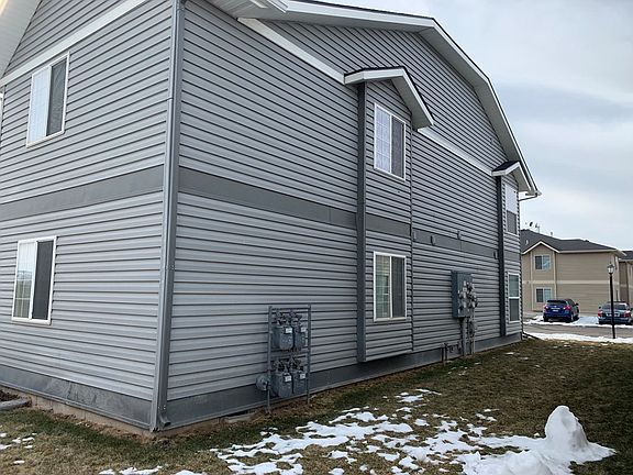 4th image of 2405 Eagle Dr