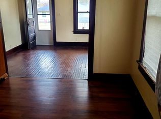 2200 S 13th St, Springfield, IL 62703