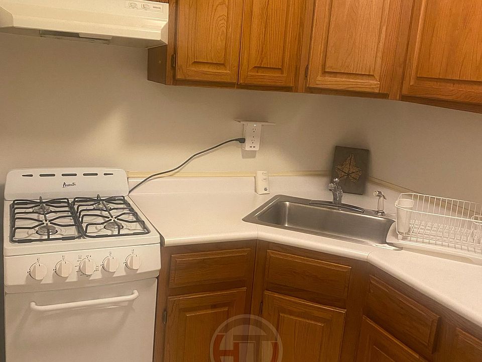 1st image of 1 Consulate Dr APT 4B