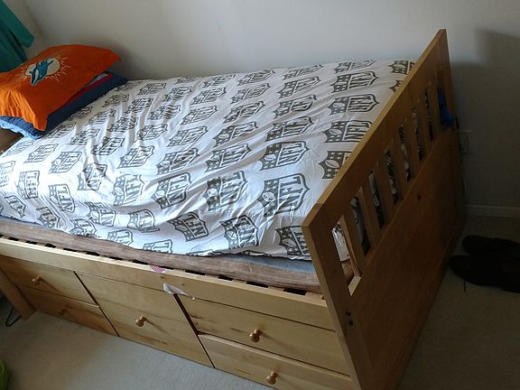 2nd bedroom