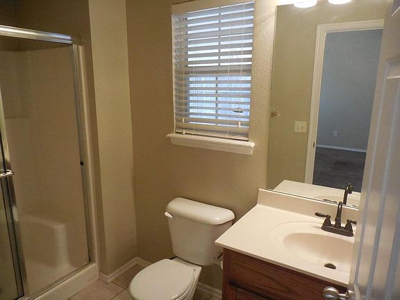 3rd image of 1209 Northern Hills Rd