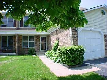1st image of 2122 N Williamsburg Dr