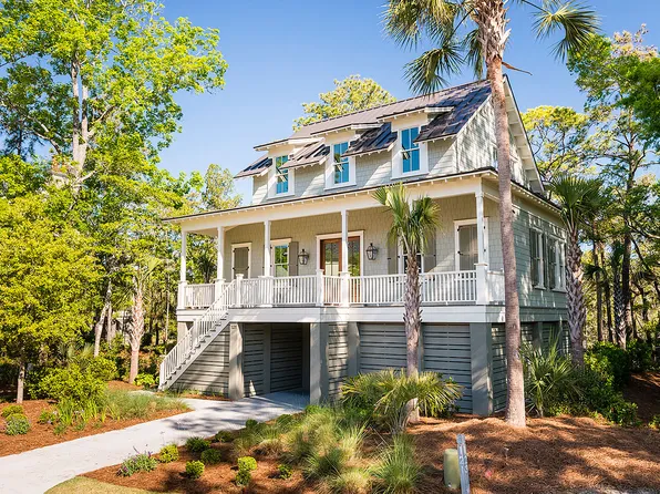 102 Bobcat Ln, Johns Island, SC 29455