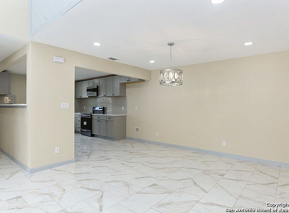 4th image of 13502 Dutch Myrtle Dr #1