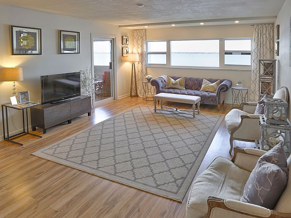 2nd image of 4141 Bayshore Blvd APT 1102