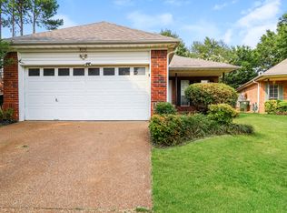 8170 Timber Knoll Ln, Cordova, TN 38018