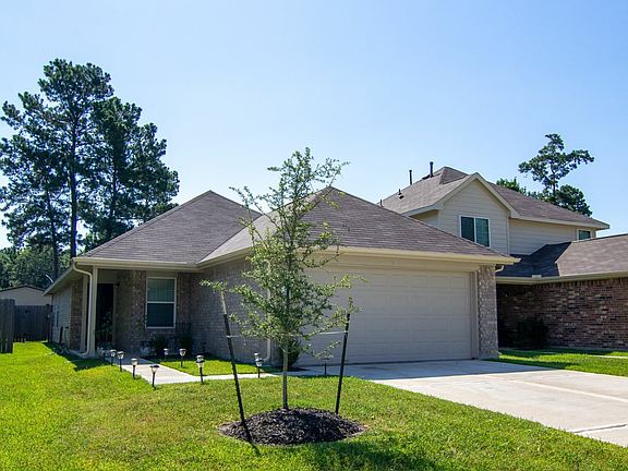 3rd image of 3319 Atascocita Elm Dr