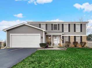 1237 Thrun Dr, Batavia, IL 60510