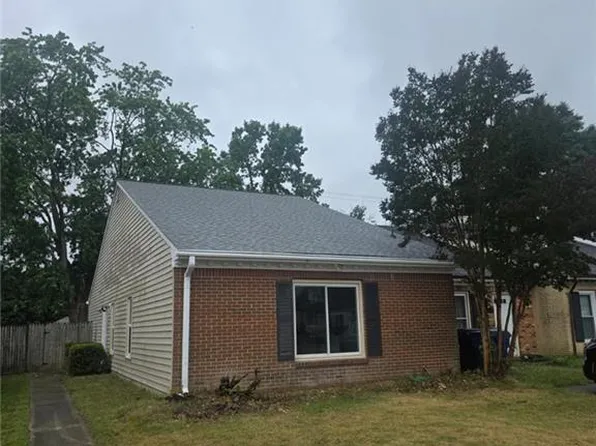 1211 Haig Cir, Virginia Beach, VA 23453