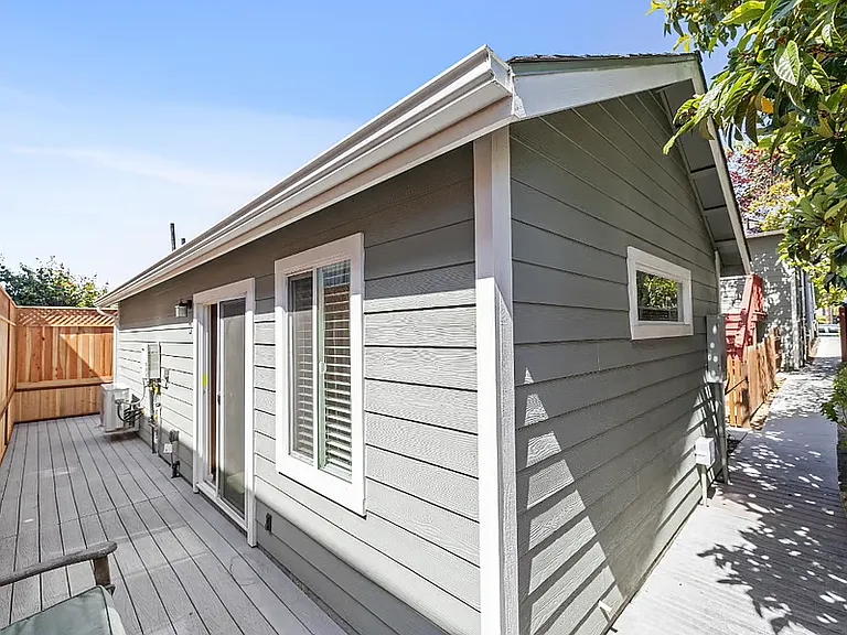 3812 Midvale Ave — Photo 7