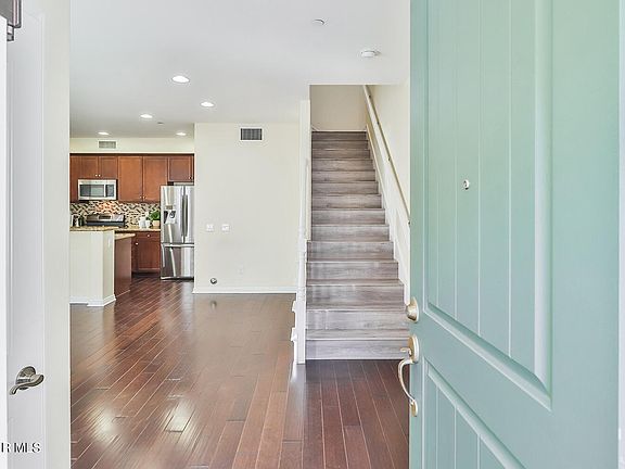 2nd image of 40 Secret Hollow Ln