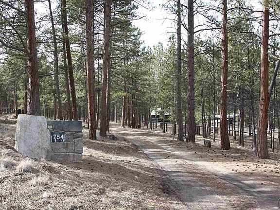 3rd image of 722 Bourne Ln