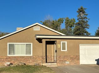 17 Loch Lomond Ln, Pueblo, CO 81001