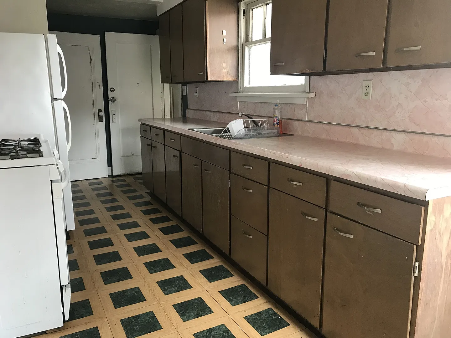 329 Pearl Street — Photo 4