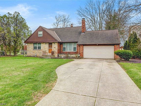 2nd image of 24037 Mastick Rd