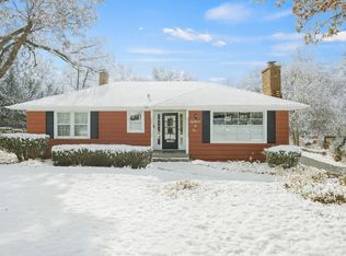 1801 Prairie Ave, Downers Grove, IL 60515