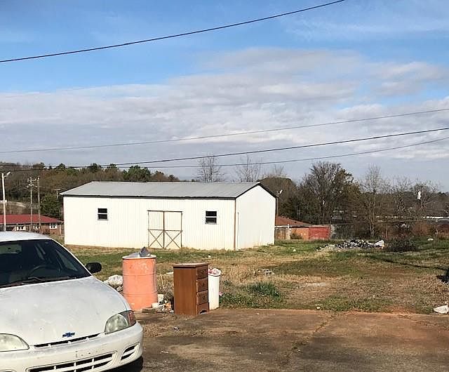 2nd image of 308 Lyonswood Dr