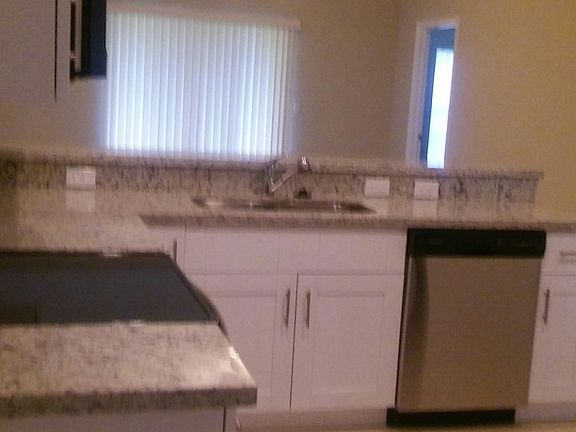4th image of 4525 SW Santa Barbara Pl #4525
